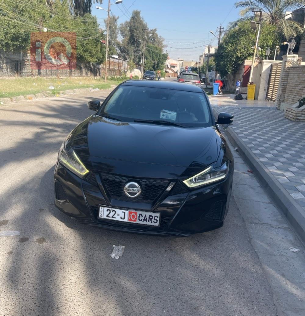 نيسان ماكسيما